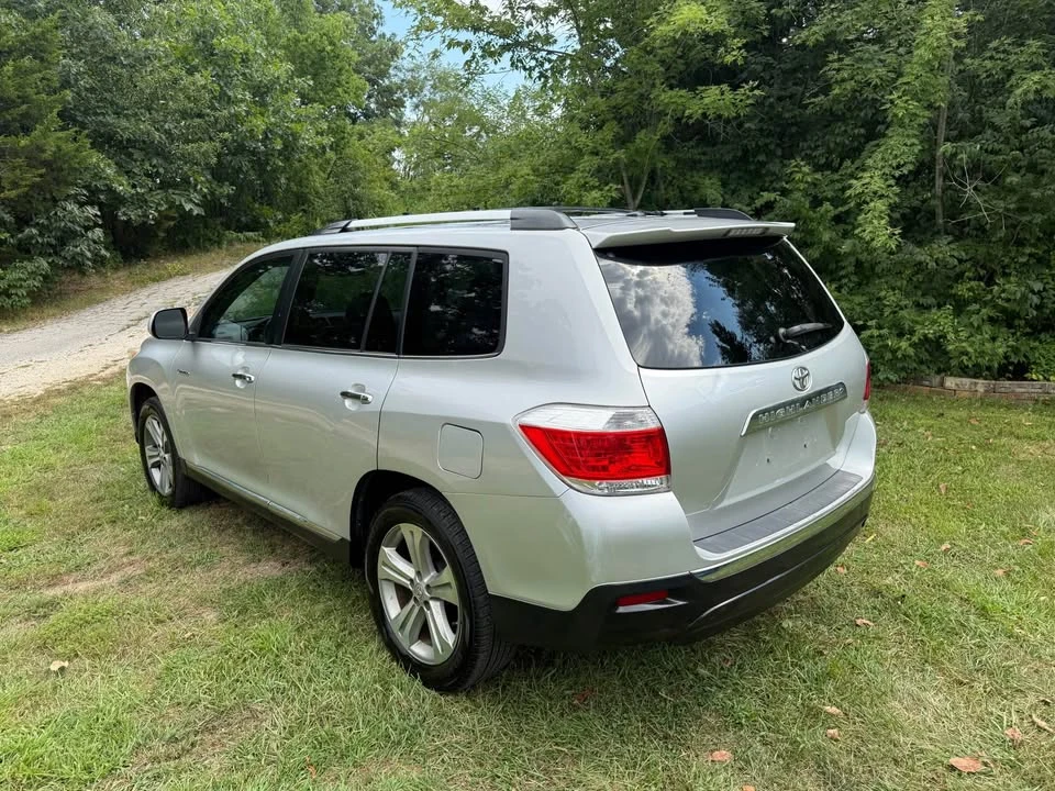 2012 Toyota Highlander - Image 5 of 19