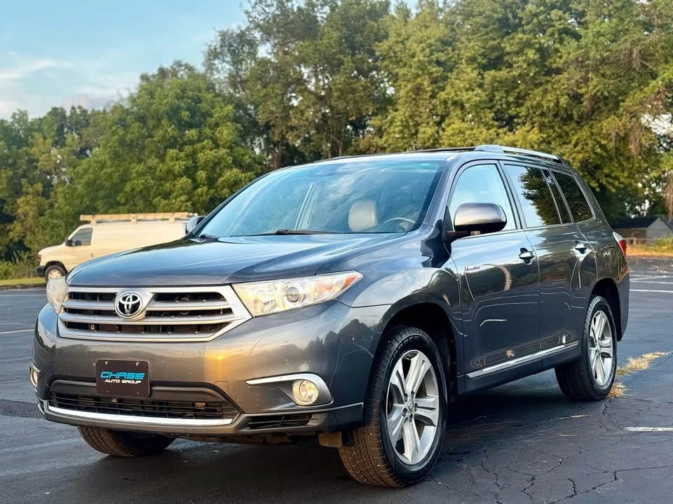 2012 Toyota Highlander - Image 3 of 15