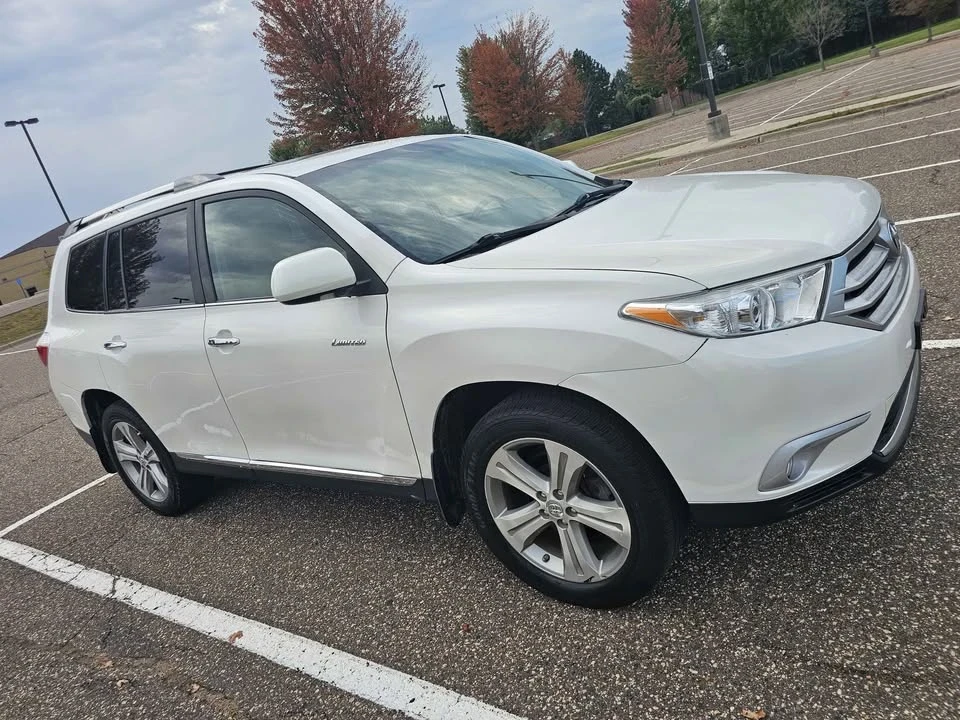 2012 Toyota Highlander - Image 15 of 18