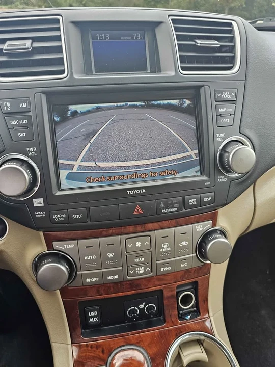 2012 Toyota Highlander - Image 13 of 18