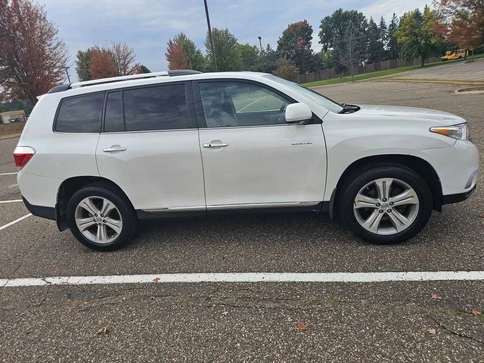 2012 Toyota Highlander - Image 6 of 18