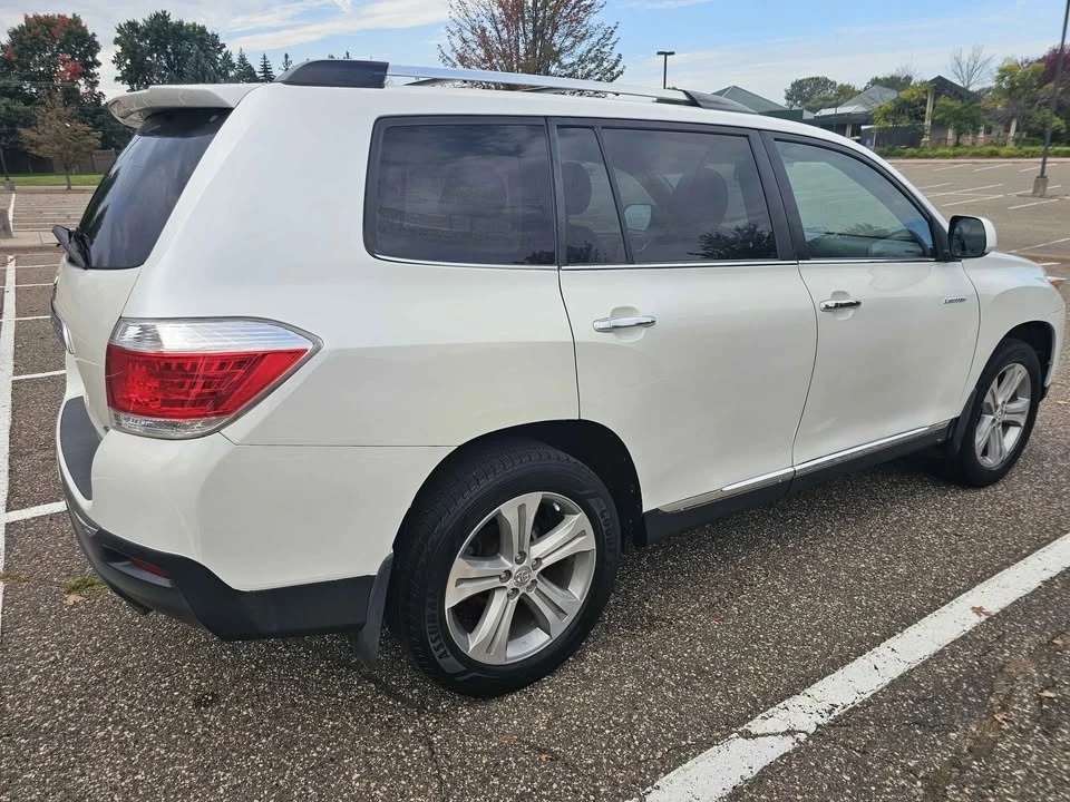 2012 Toyota Highlander - Image 18 of 18