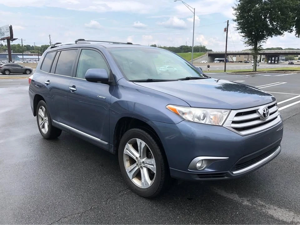 2012 Toyota Highlander - Image 9 of 17
