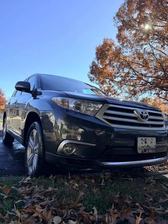 2012 Toyota Highlander - Image 16 of 17