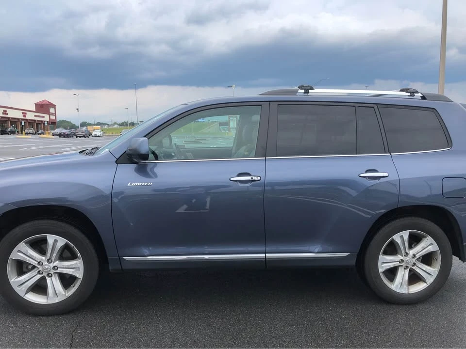 2012 Toyota Highlander - Image 3 of 17