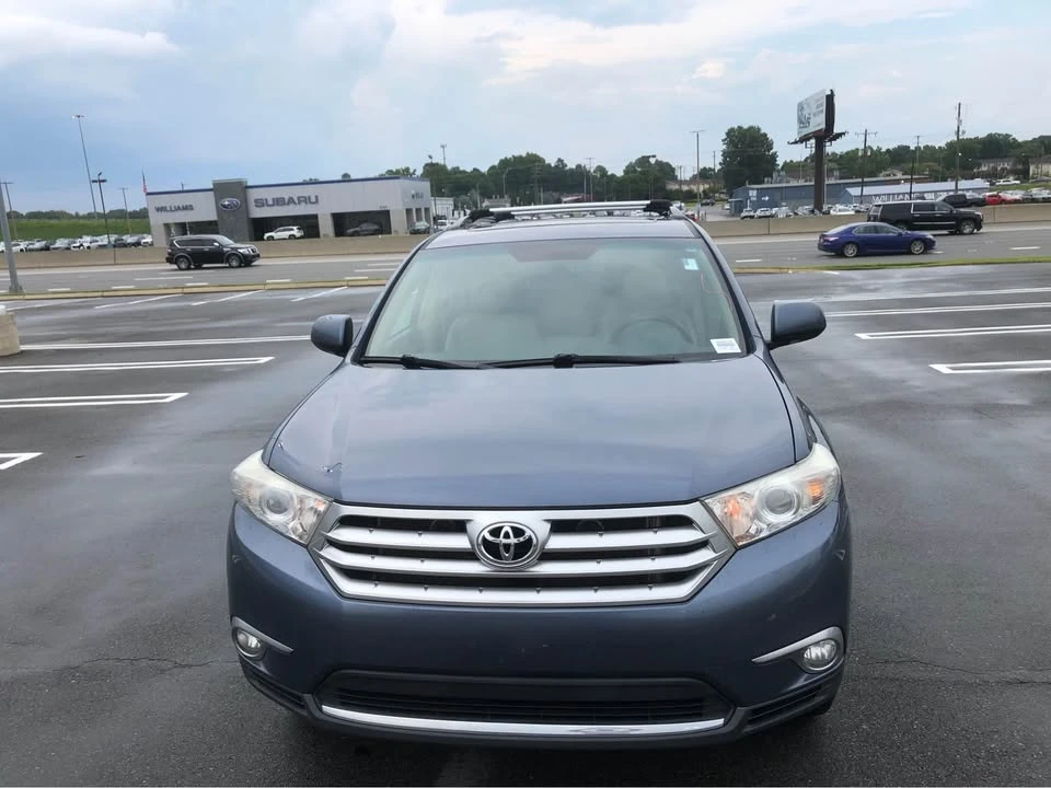 2012 Toyota Highlander - Image 17 of 17