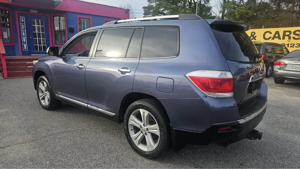 2012 Toyota Highlander - Image 11 of 19