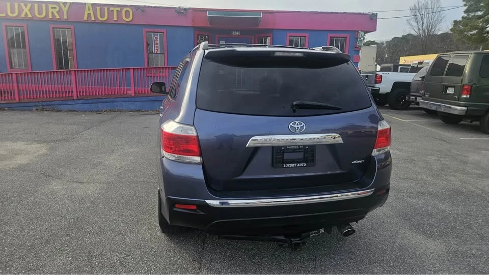 2012 Toyota Highlander - Image 8 of 19