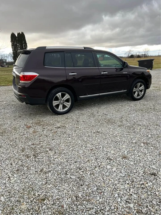 2012 Toyota Highlander - Image 2 of 10
