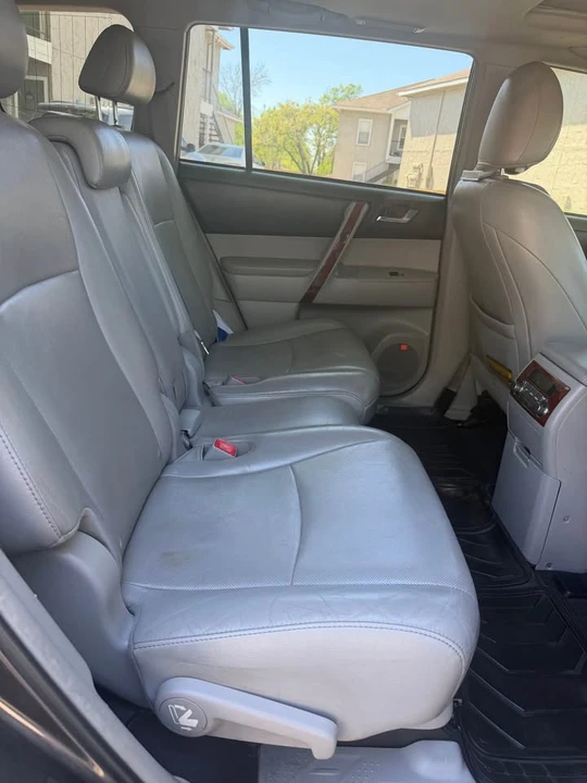 2012 Toyota Highlander - Image 11 of 20