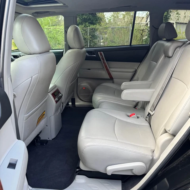2012 Toyota Highlander - Image 11 of 15