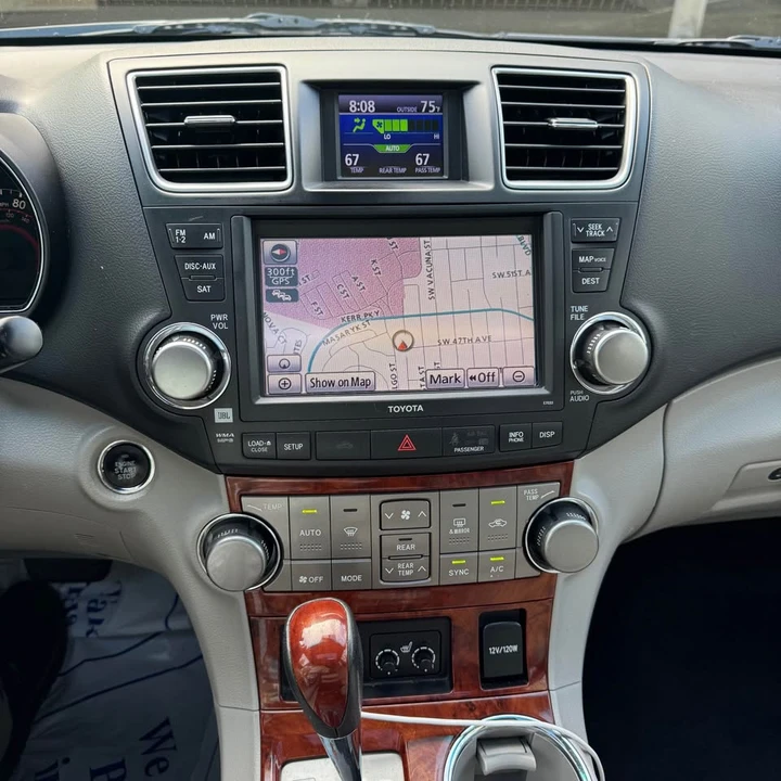 2012 Toyota Highlander - Image 14 of 15