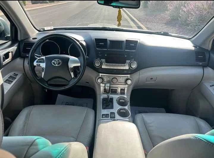 2012 Toyota Highlander - Image 14 of 15