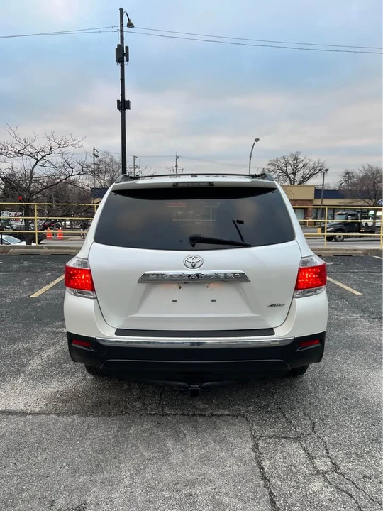 2012 Toyota Highlander - Image 6 of 16