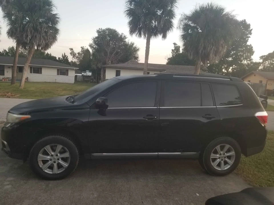 2012 Toyota Highlander - Image 2 of 20