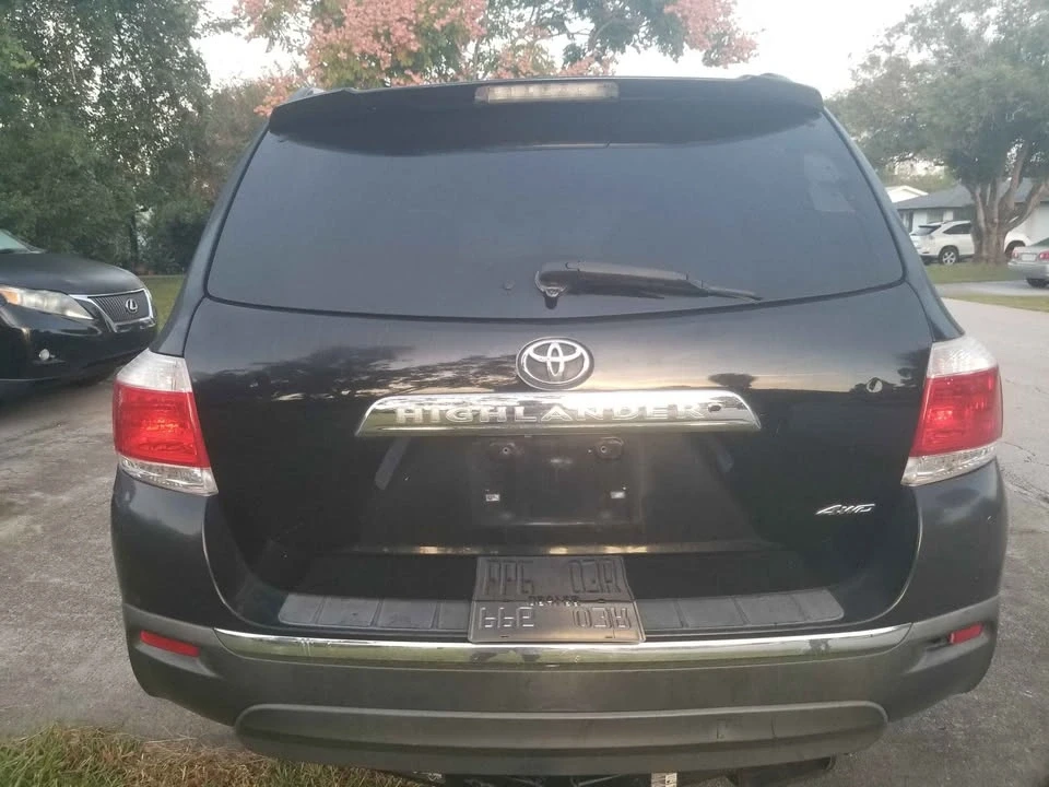 2012 Toyota Highlander - Image 7 of 20