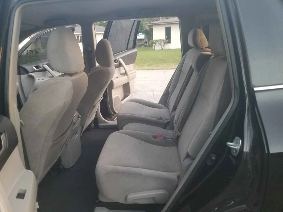 2012 Toyota Highlander - Image 12 of 20