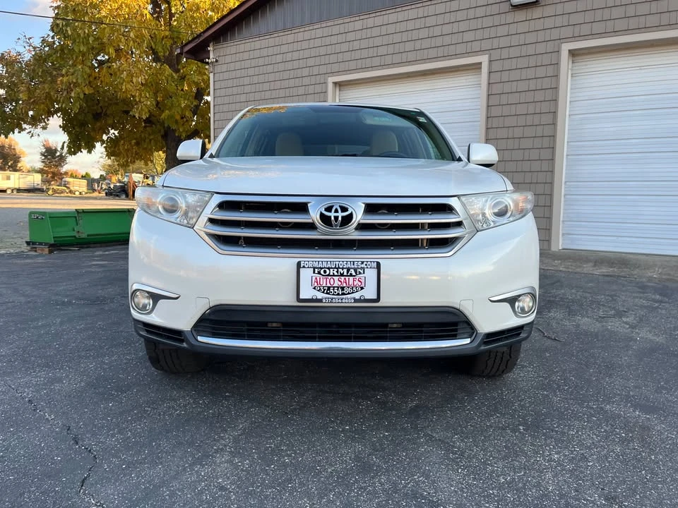 2012 Toyota Highlander - Image 10 of 16