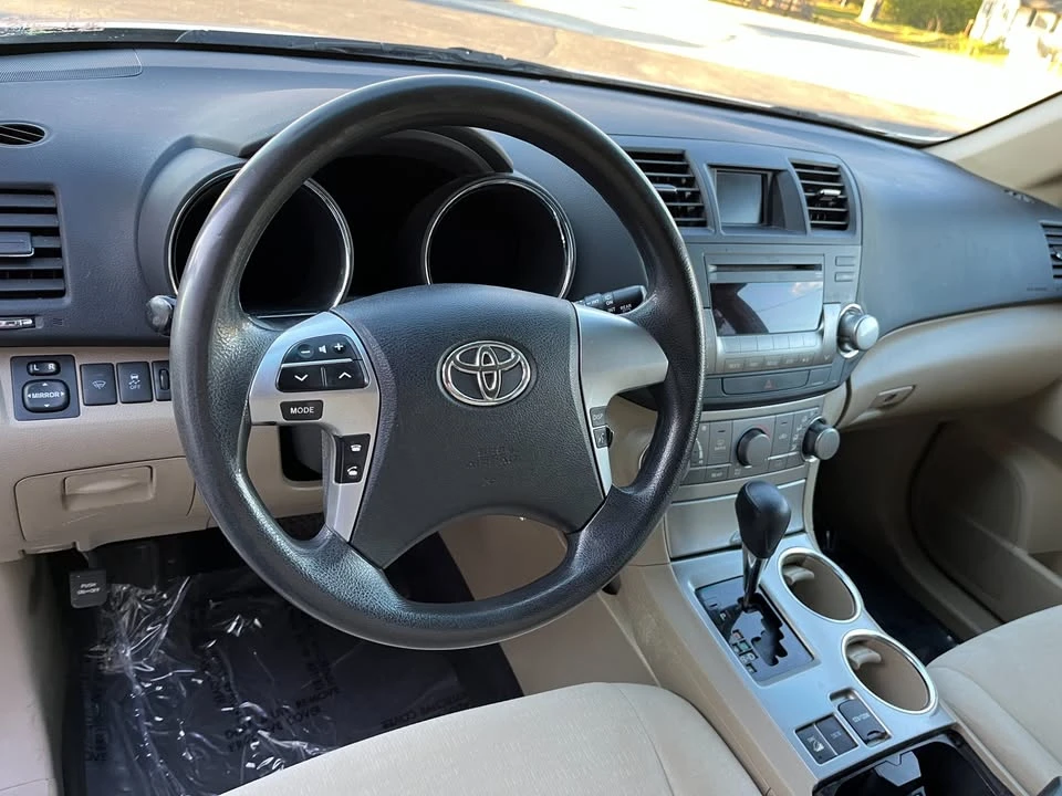 2012 Toyota Highlander - Image 4 of 16