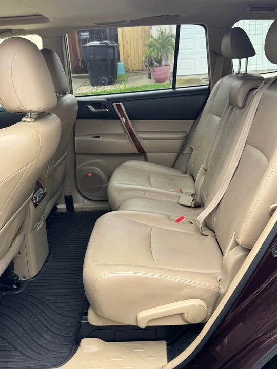 2012 Toyota Highlander - Image 14 of 17