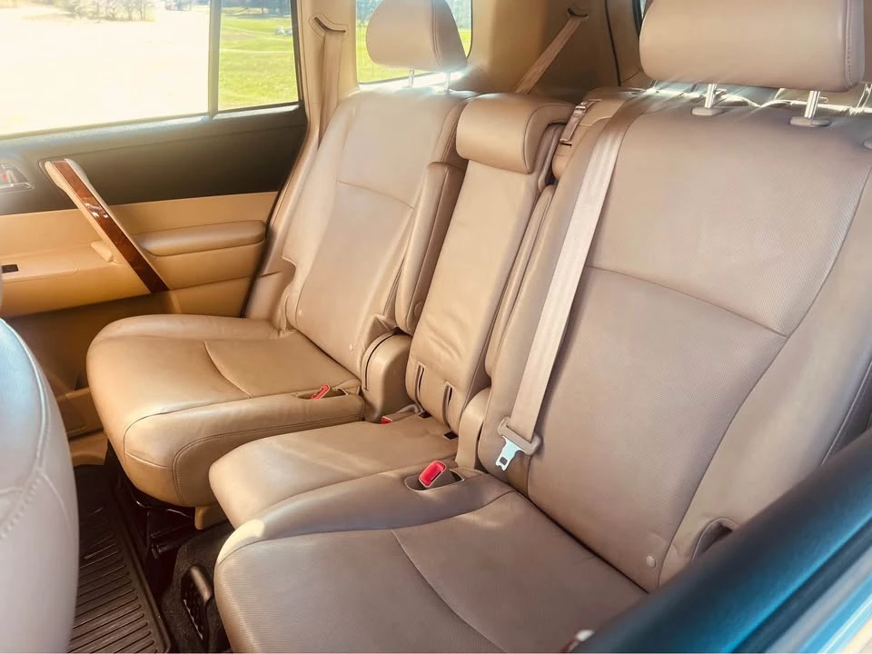 2012 Toyota Highlander - Image 7 of 11