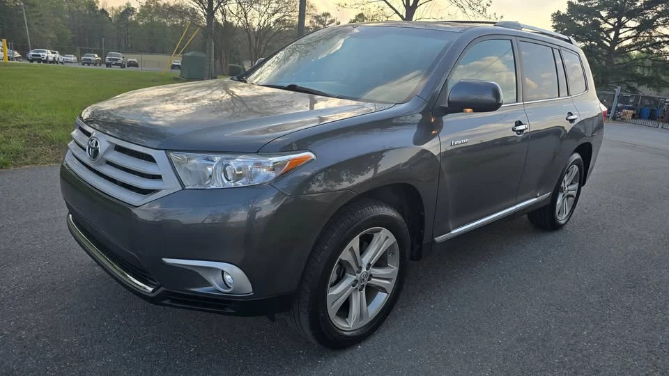2012 Toyota Highlander - Image 3 of 20