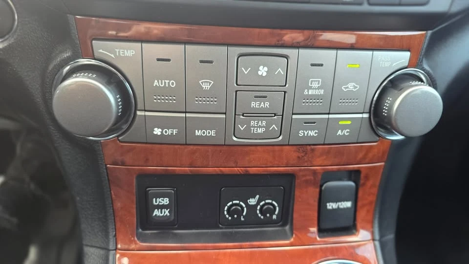 2012 Toyota Highlander - Image 15 of 20