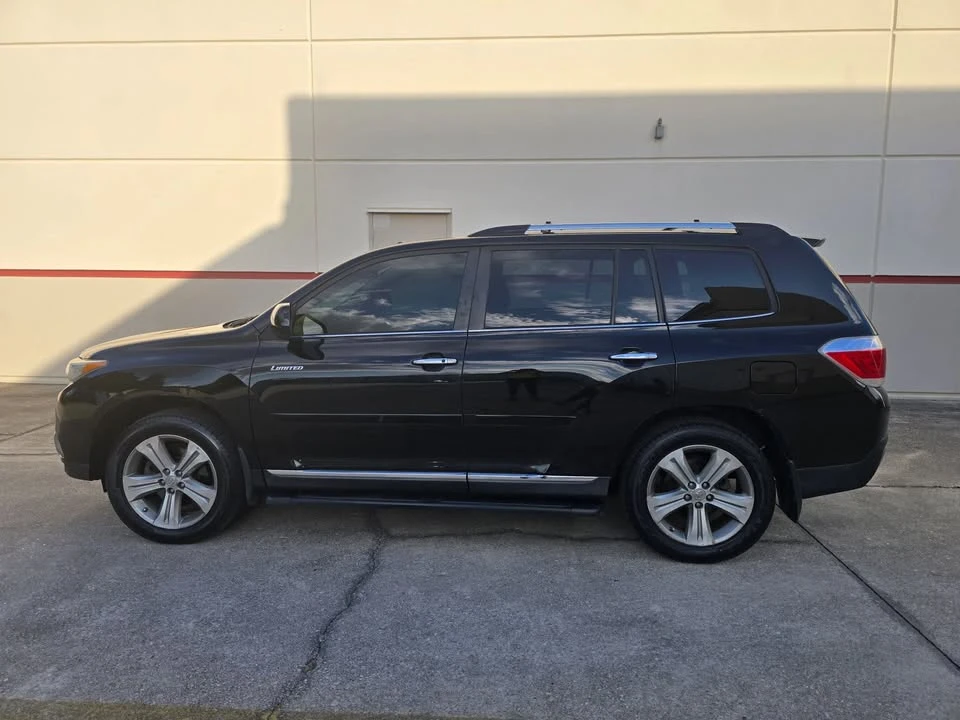 2012 Toyota Highlander - Image 2 of 14