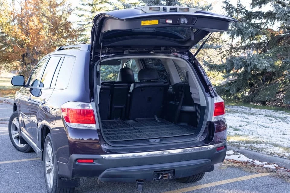 2012 Toyota Highlander - Image 3 of 14