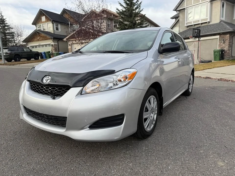 2012 Toyota Matrix 2nd Gen - Image 2 of 8