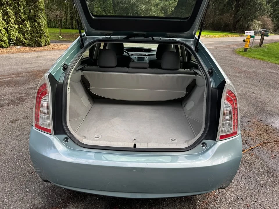 2012 Toyota Prius 3rd Gen - Image 14 of 16