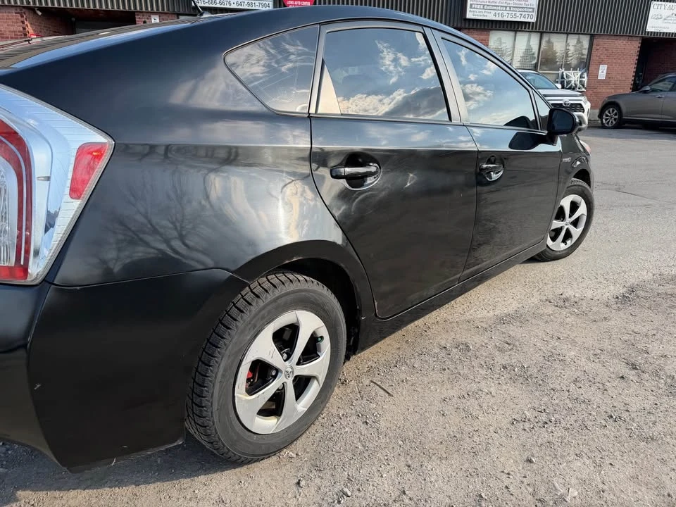 2012 Toyota Prius 3rd Gen - Image 4 of 8