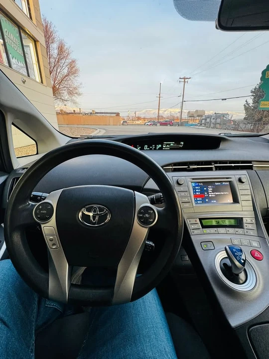 2012 Toyota Prius 3rd Gen - Image 10 of 14