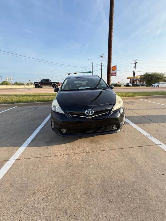 2012 Toyota Prius 3rd Gen - Image 5 of 7