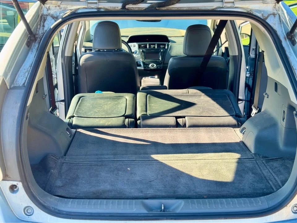 2012 Toyota Prius 3rd Gen - Image 8 of 20