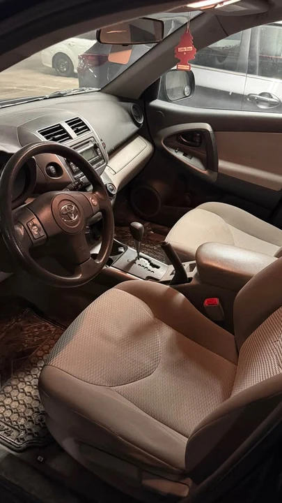 2012 Toyota RAV4 3rd Gen - Image 5 of 7