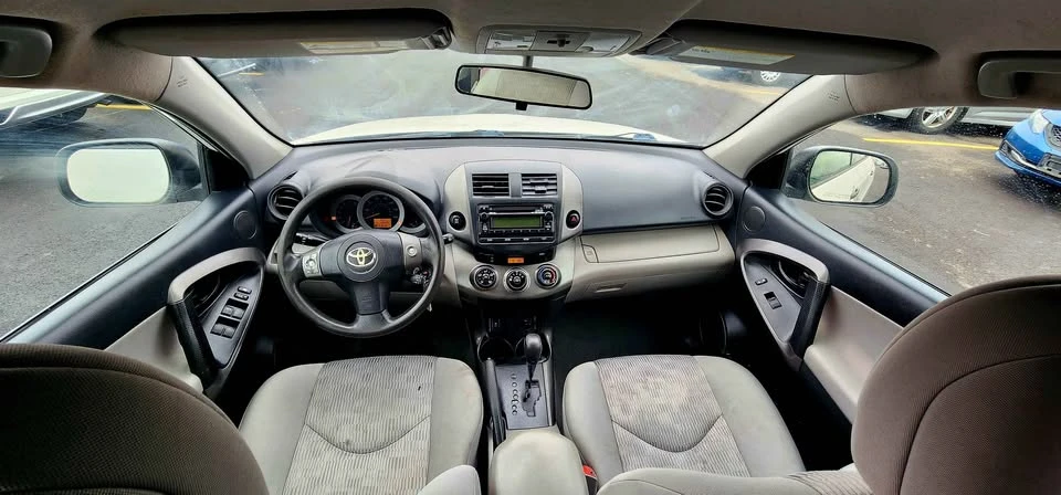 2012 Toyota RAV4 3rd Gen - Image 14 of 17