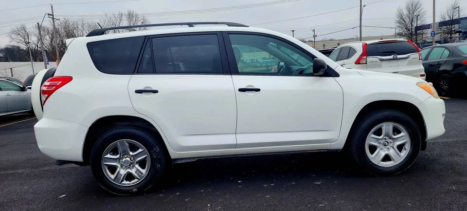 2012 Toyota RAV4 3rd Gen - Image 4 of 17
