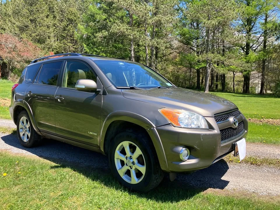2012 Toyota RAV4 3rd Gen - Image 8 of 11