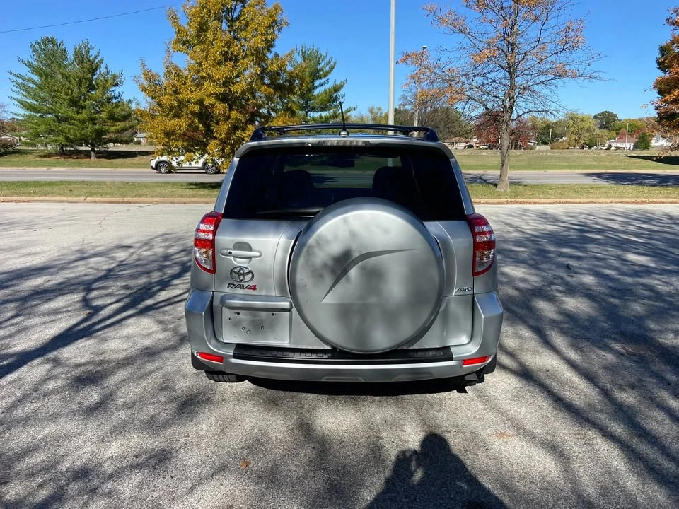 2012 Toyota RAV4 3rd Gen - Image 3 of 13