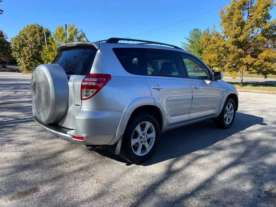 2012 Toyota RAV4 3rd Gen - Image 4 of 13