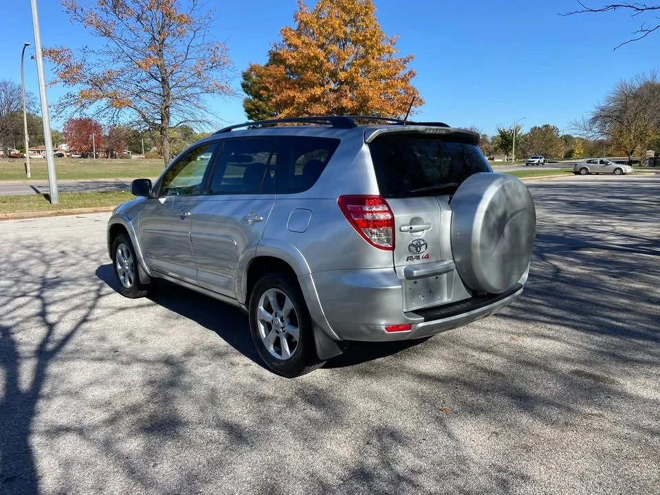 2012 Toyota RAV4 3rd Gen - Image 2 of 13