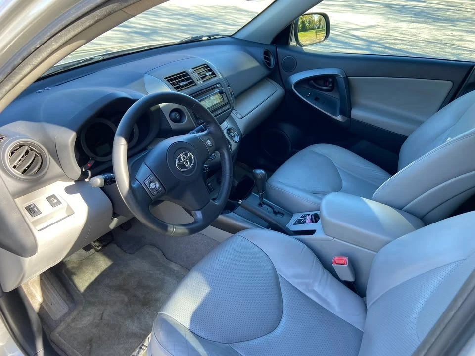2012 Toyota RAV4 3rd Gen - Image 9 of 13