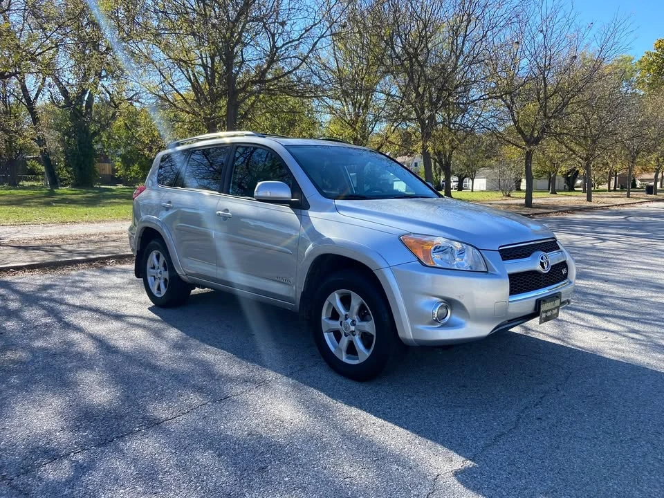 2012 Toyota RAV4 3rd Gen - Image 5 of 13