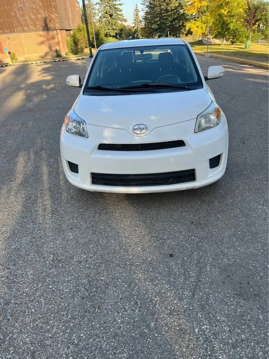 2012 Toyota Yaris - Image 7 of 11