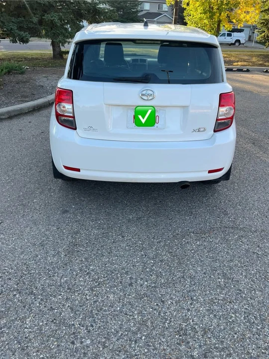 2012 Toyota Yaris - Image 8 of 10