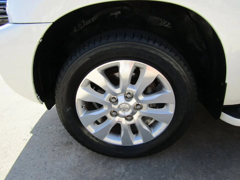 2012 Toyota Sequoia 2nd Gen - Image 7 of 20