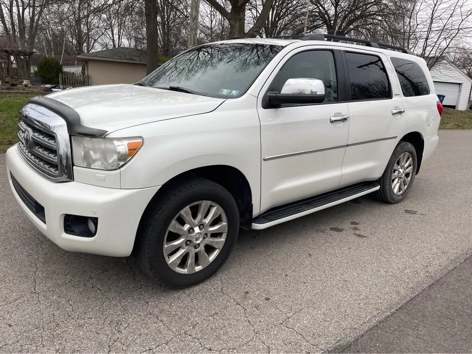 2012 Toyota Sequoia 2nd Gen - Image 2 of 20