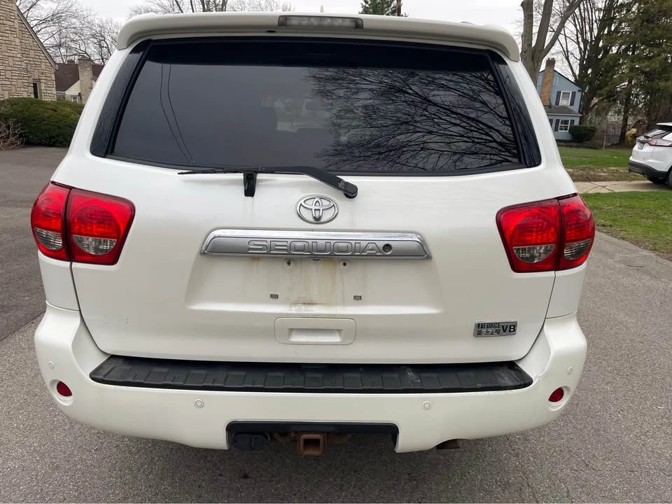 2012 Toyota Sequoia 2nd Gen - Image 3 of 20