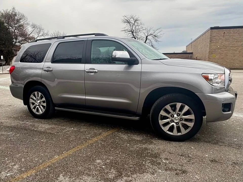 2012 Toyota Sequoia 2nd Gen - Image 5 of 10